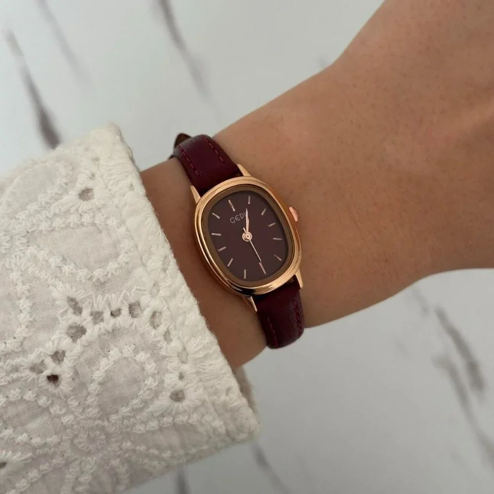 Sku0444 Retro Gold‎ Red Women Fashion Oval Watch Stainless steel + gift bag